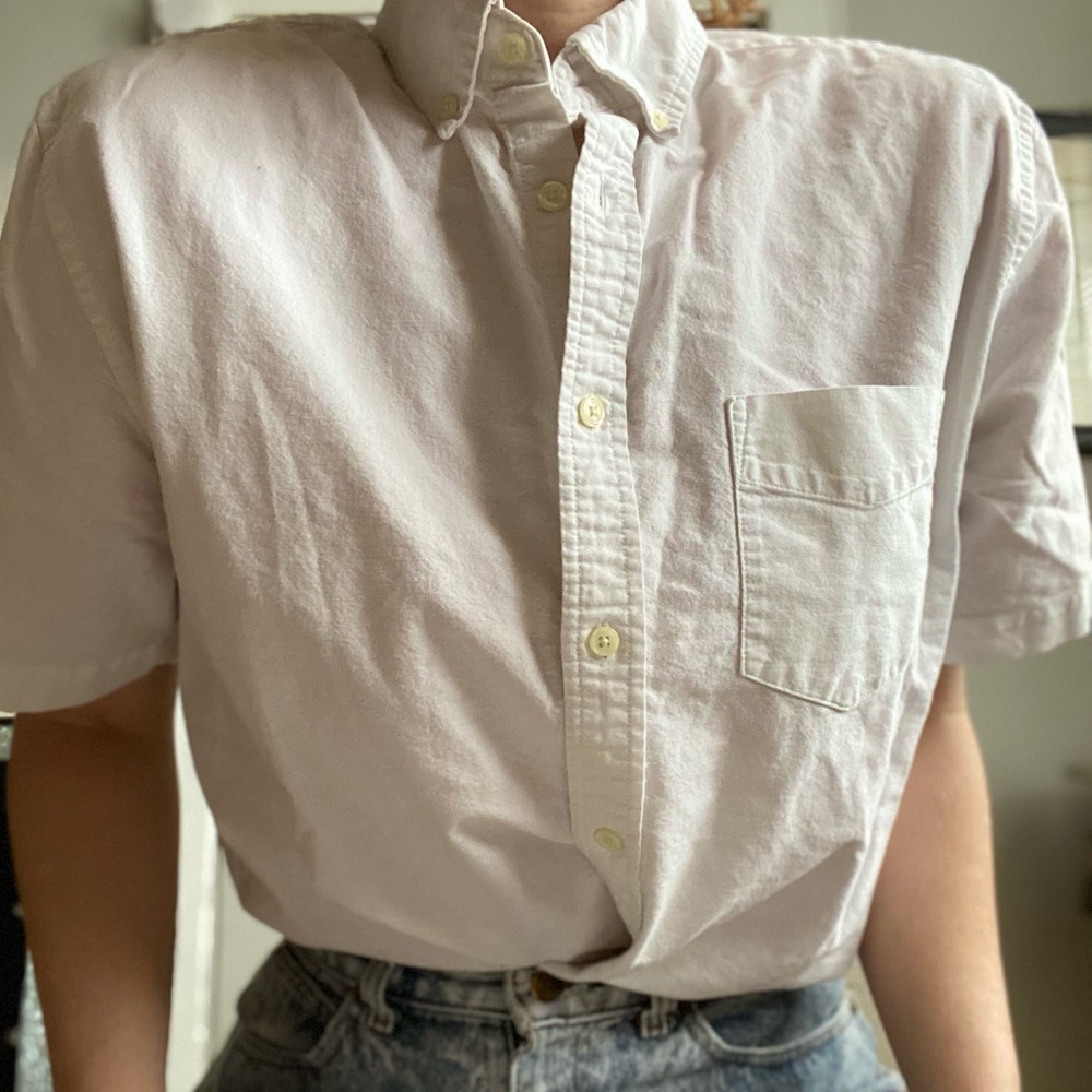 Short Sleeve Egg Shell Collared Button-up